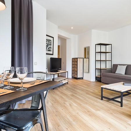 Amister Apartments Barcelona Eksteriør bilde