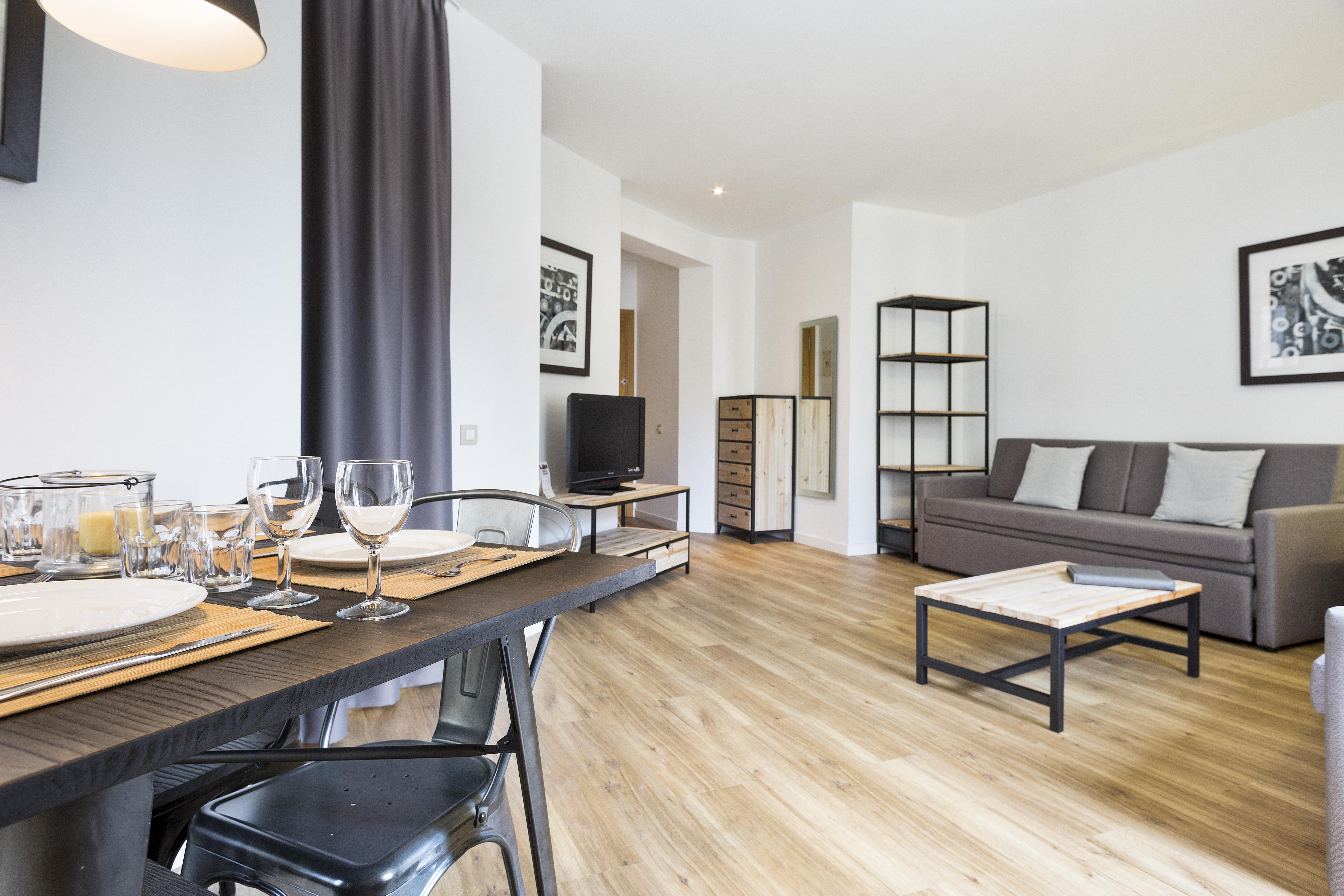 Amister Apartments Barcelona Eksteriør bilde