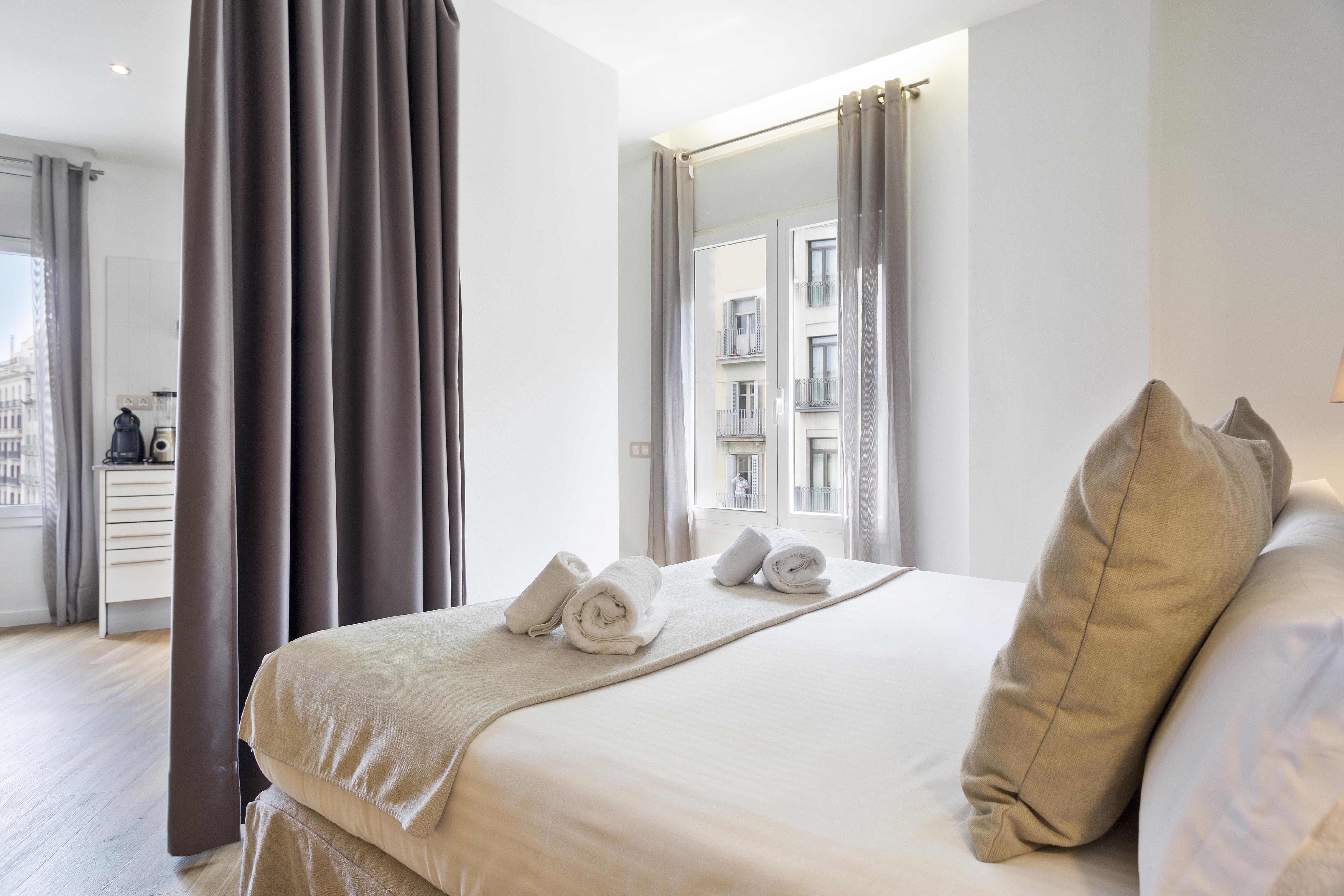 Amister Apartments Barcelona Eksteriør bilde