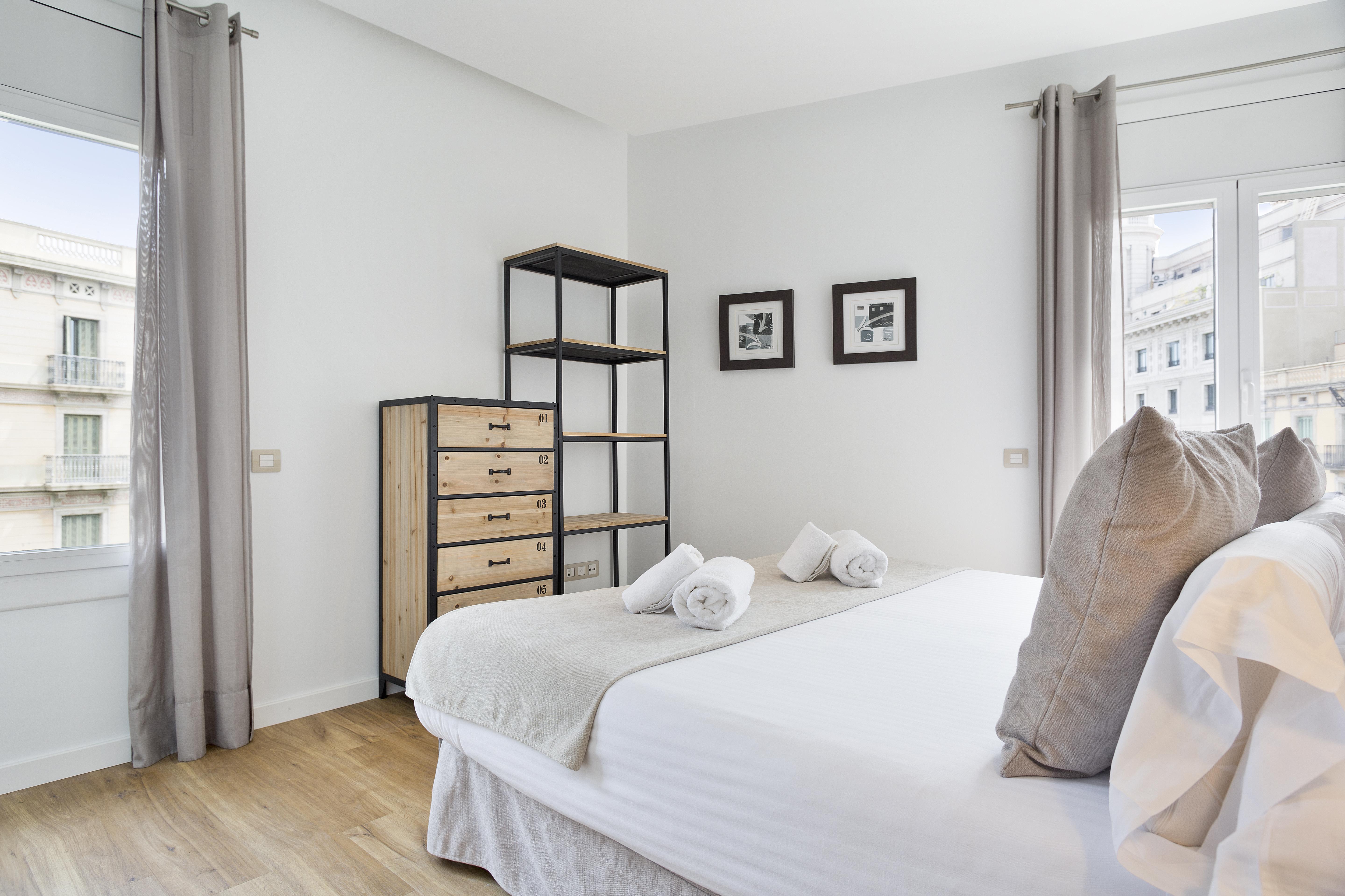 Amister Apartments Barcelona Eksteriør bilde
