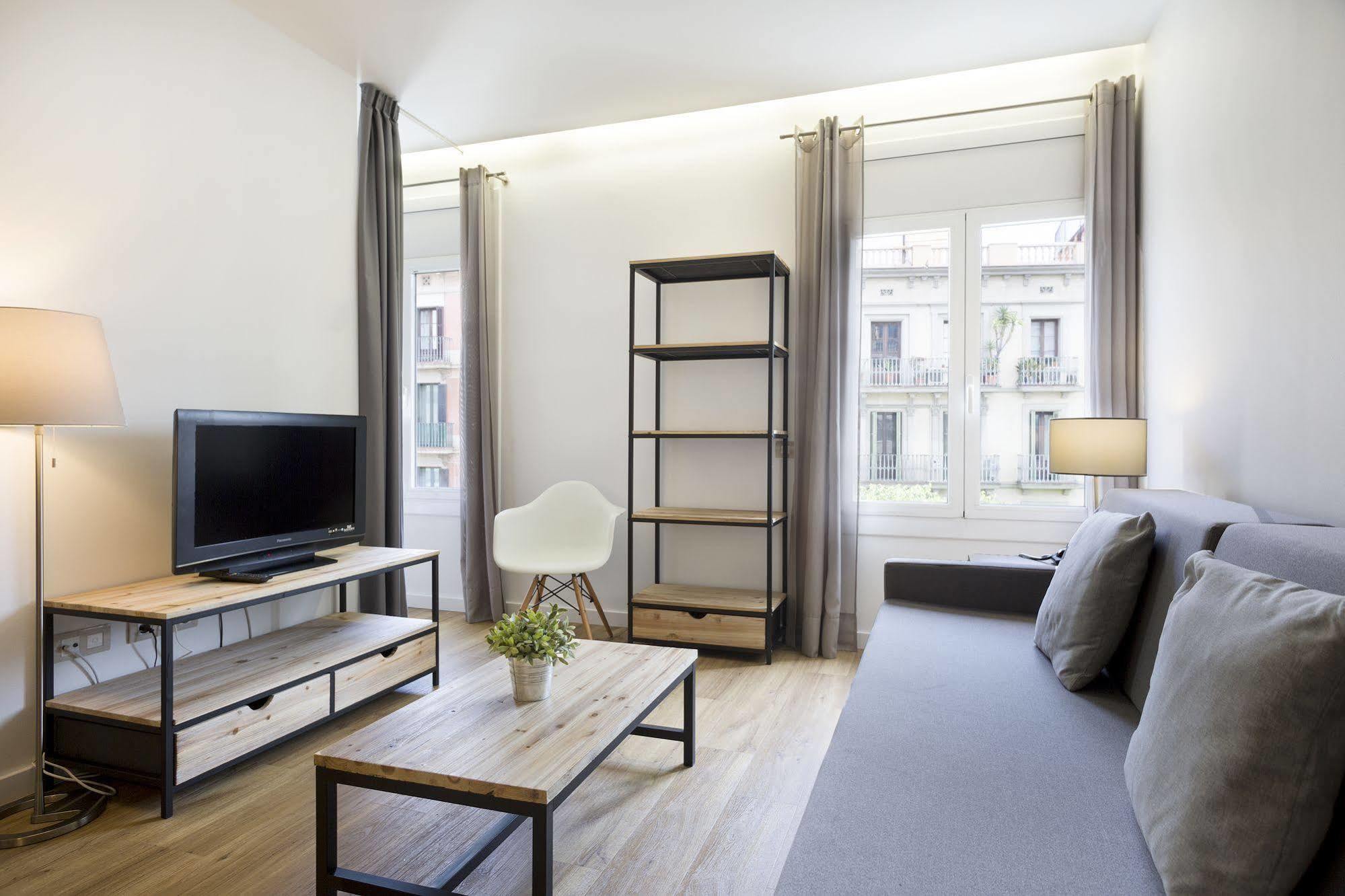 Amister Apartments Barcelona Eksteriør bilde