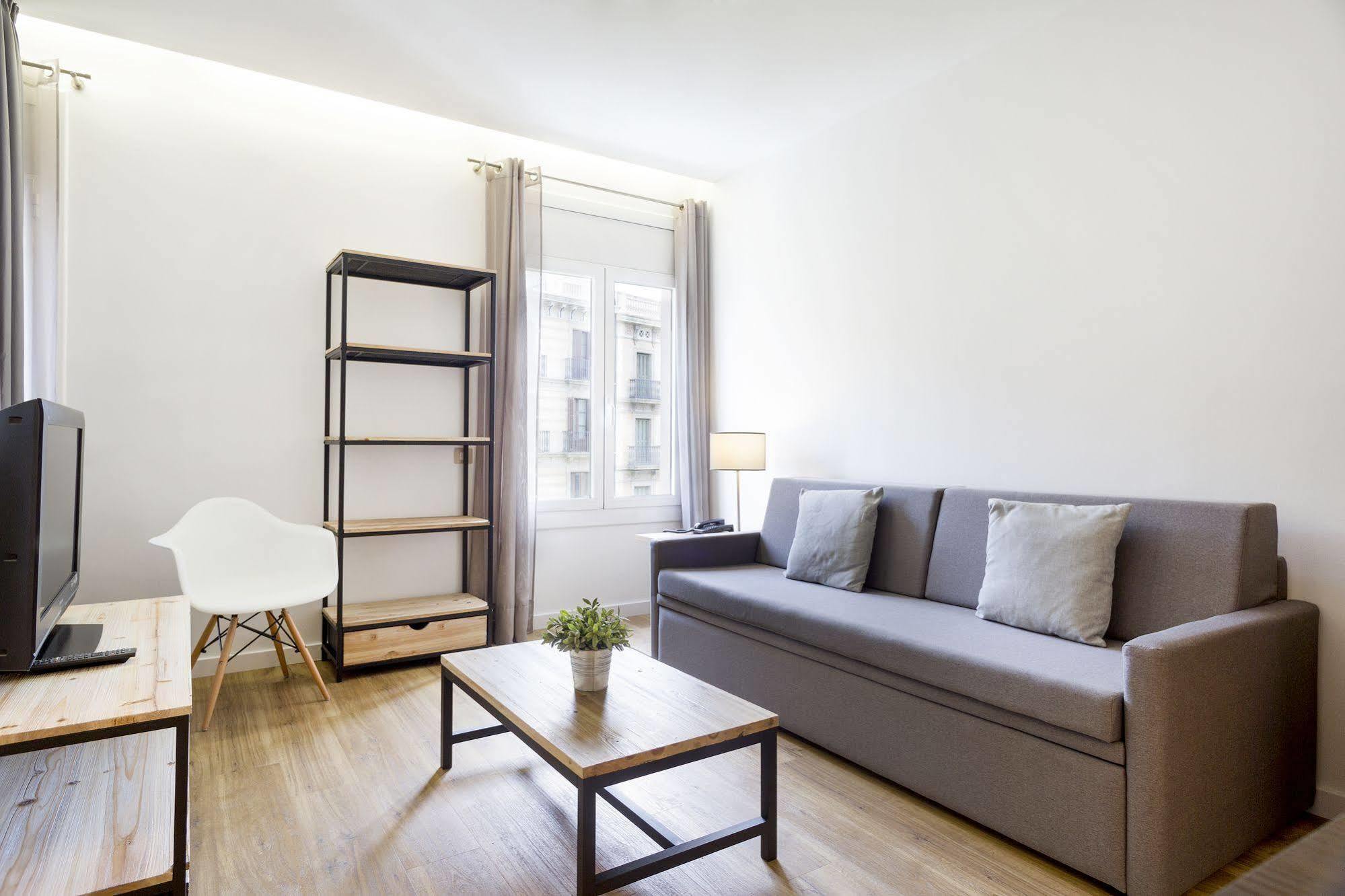 Amister Apartments Barcelona Eksteriør bilde