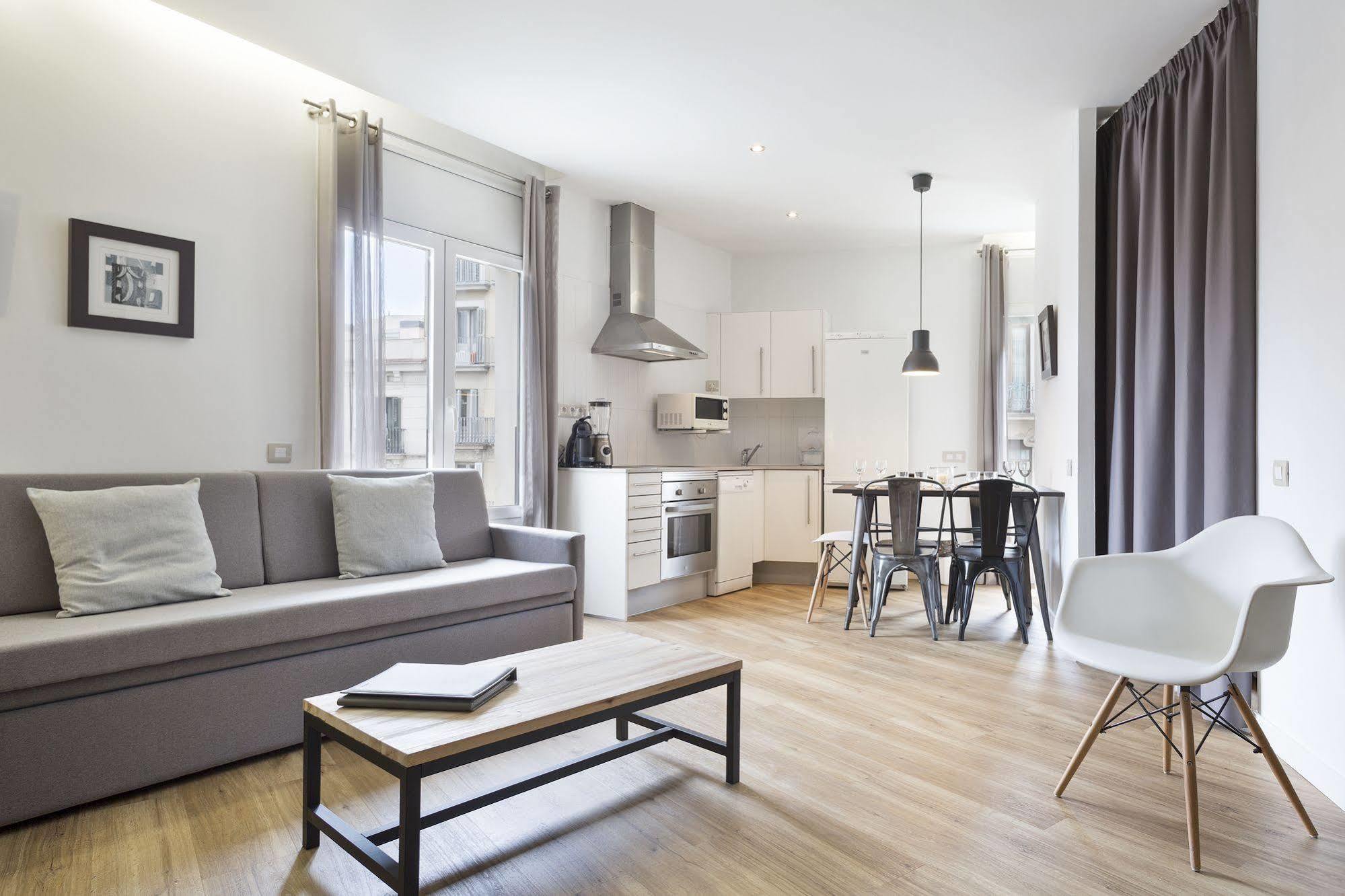 Amister Apartments Barcelona Eksteriør bilde