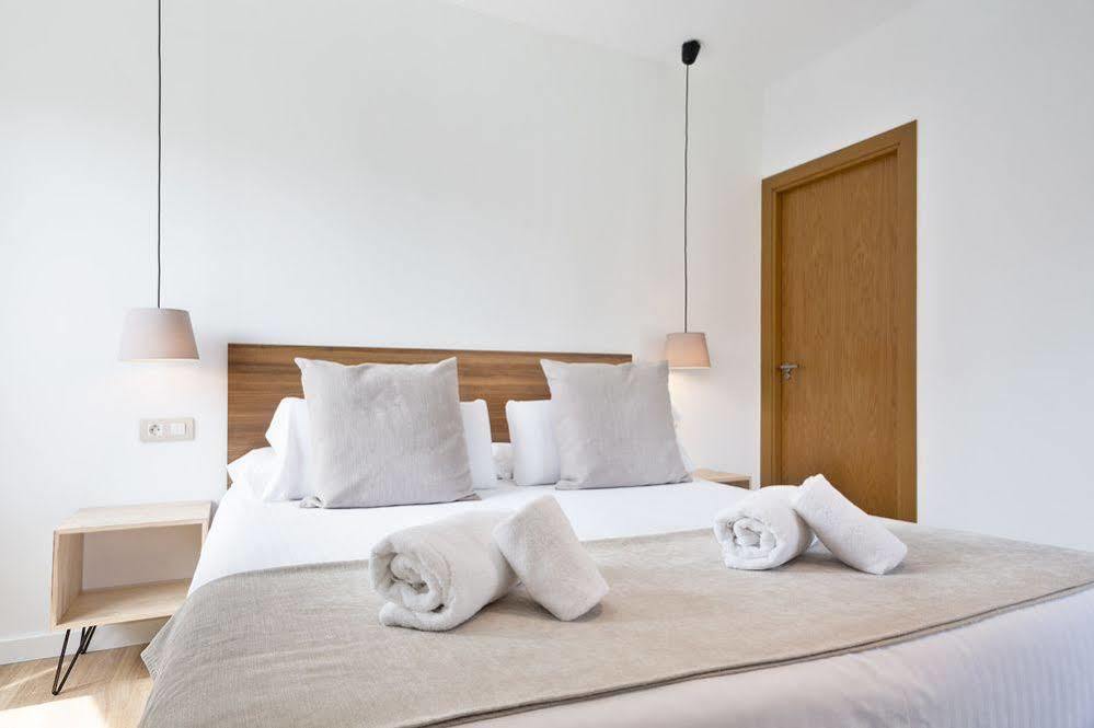 Amister Apartments Barcelona Eksteriør bilde